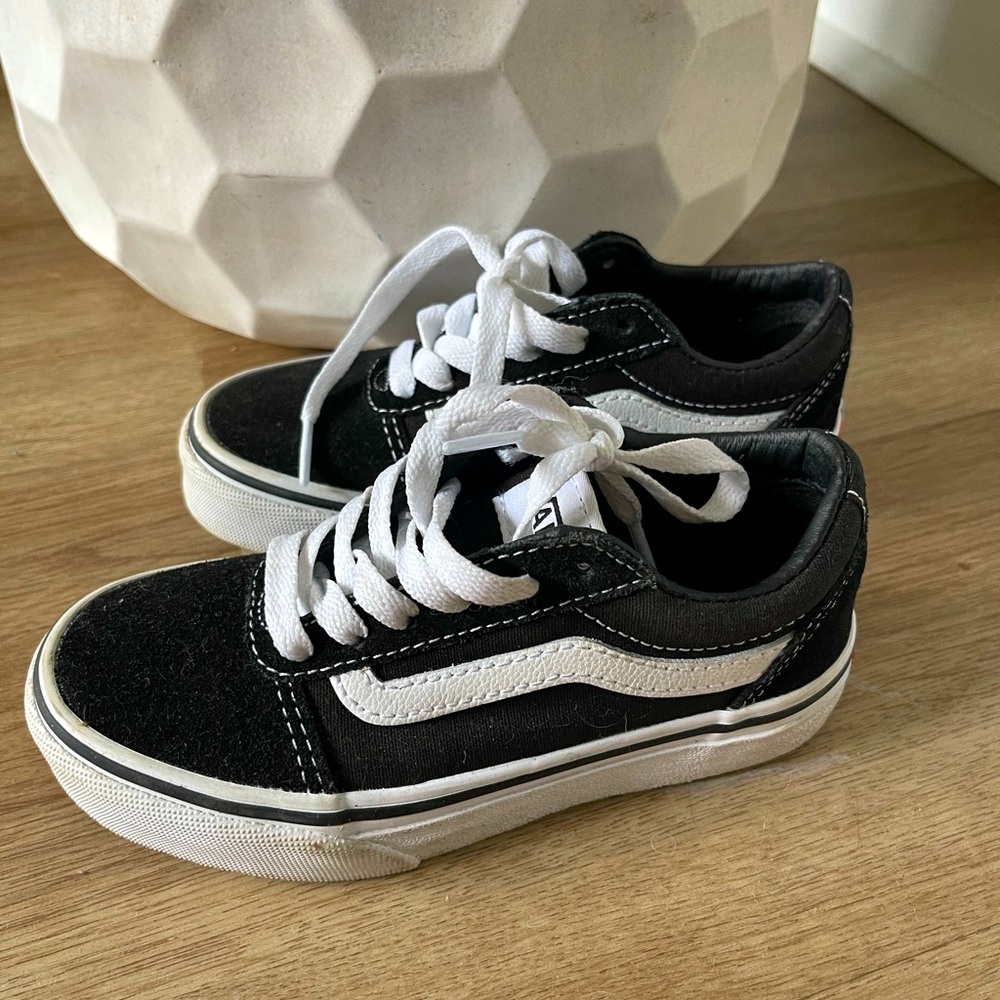 Kids vans sneakers